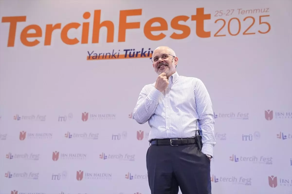 Gençlere Yönelik Tavsiyeler: İbn Haldun Üniversitesi'nde TercihFest 2025 Etkinliği