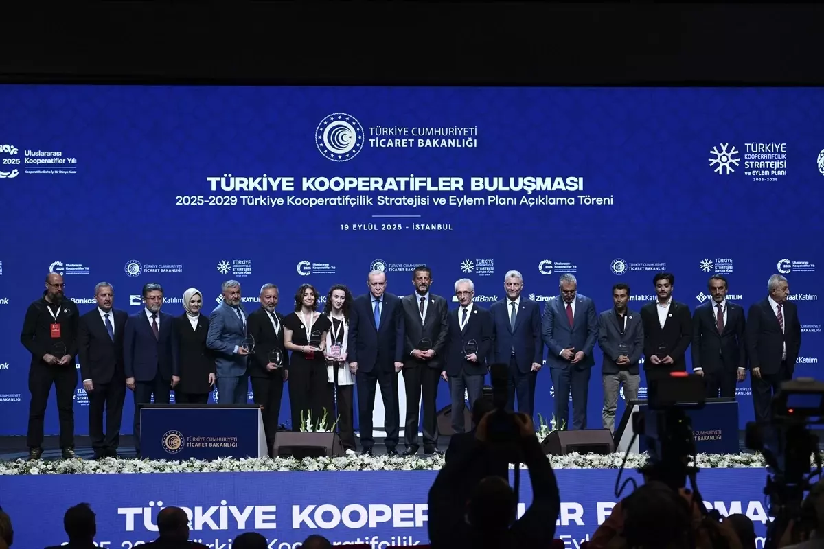Cumhurbaşkanı Erdoğan, 2025-2029 Türkiye Kooperatifçilik Stratejisi ve Eylem Planı Tanıtım Töreni'nde konuştu: (1)