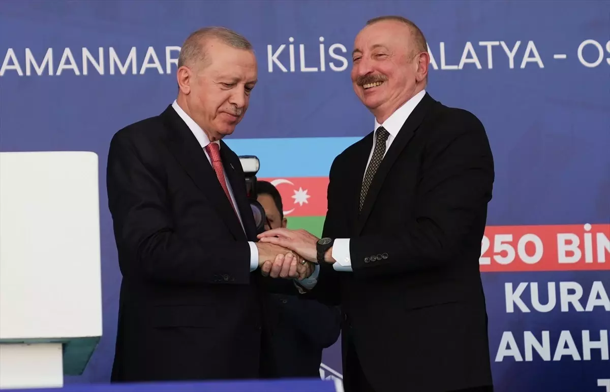 Cumhurbaşkanı Erdoğan, Azerbaycan Mahallesi'nde 250 Bininci Afet Konutu Anahtar Teslim Töreni'nde konuştu: (2)