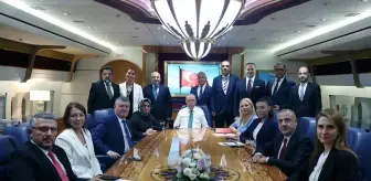 Cumhurbaşkanı Erdoğan, Katar dönüşü gazetecilerin sorularını yanıtladı: (1)