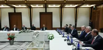 Cumhurbaşkanı Erdoğan, Süper Lig'e yükselen 3 futbol kulübünün başkanlarını kabul etti Açıklaması
