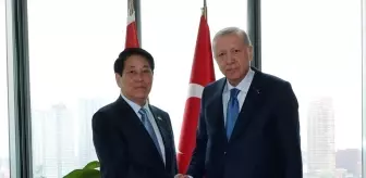 Cumhurbaşkanı Erdoğan, Vietnam Devlet Başkanı ile Gizli Görüşme Yaptı