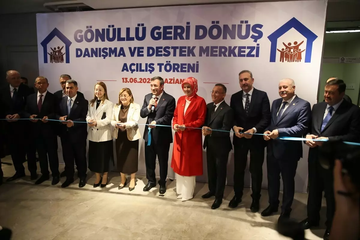 Cevdet Yılmaz: 273 Binden Fazla Suriyeli Gönüllü Olarak Ülkelerine Döndü