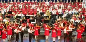 Cumhurbaşkanlığı Çocuk Orkestrası ve Korosu, İlk Konserini Verdi
