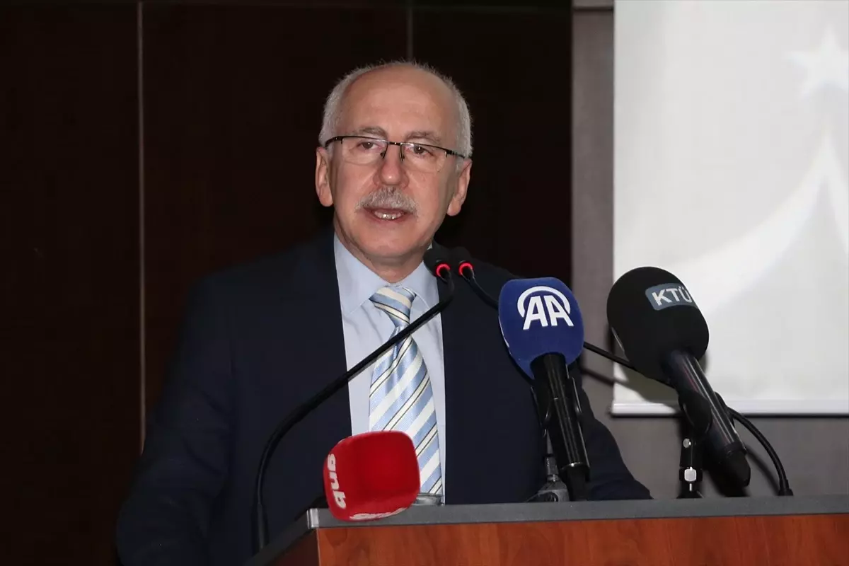 Cumhurbaşkanlığı Sosyal Politikalar Kurulu Üyesi Yılmaz, Trabzon'da panelde konuştu Açıklaması