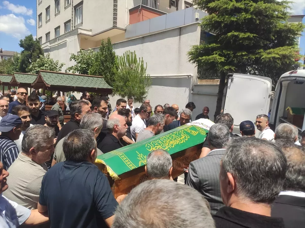 102 Yaşındaki Şükriye Yılandiloğlu Hayatını Kaybetti