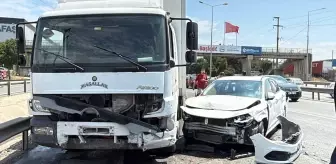 Kocaeli'nde Zincirleme Trafik Kazası: 2 Yaralı