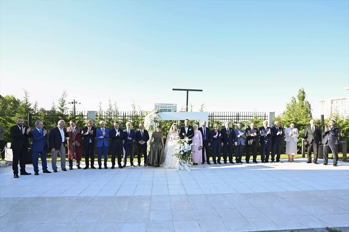 Danıştay Başsavcısı Cevdet Erkan'ın kızı dünyaevine girdi