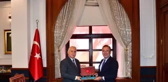 Danıştay Başsavcısı Cevdet Erkan Trabzon Valisi'ni Ziyaret Etti