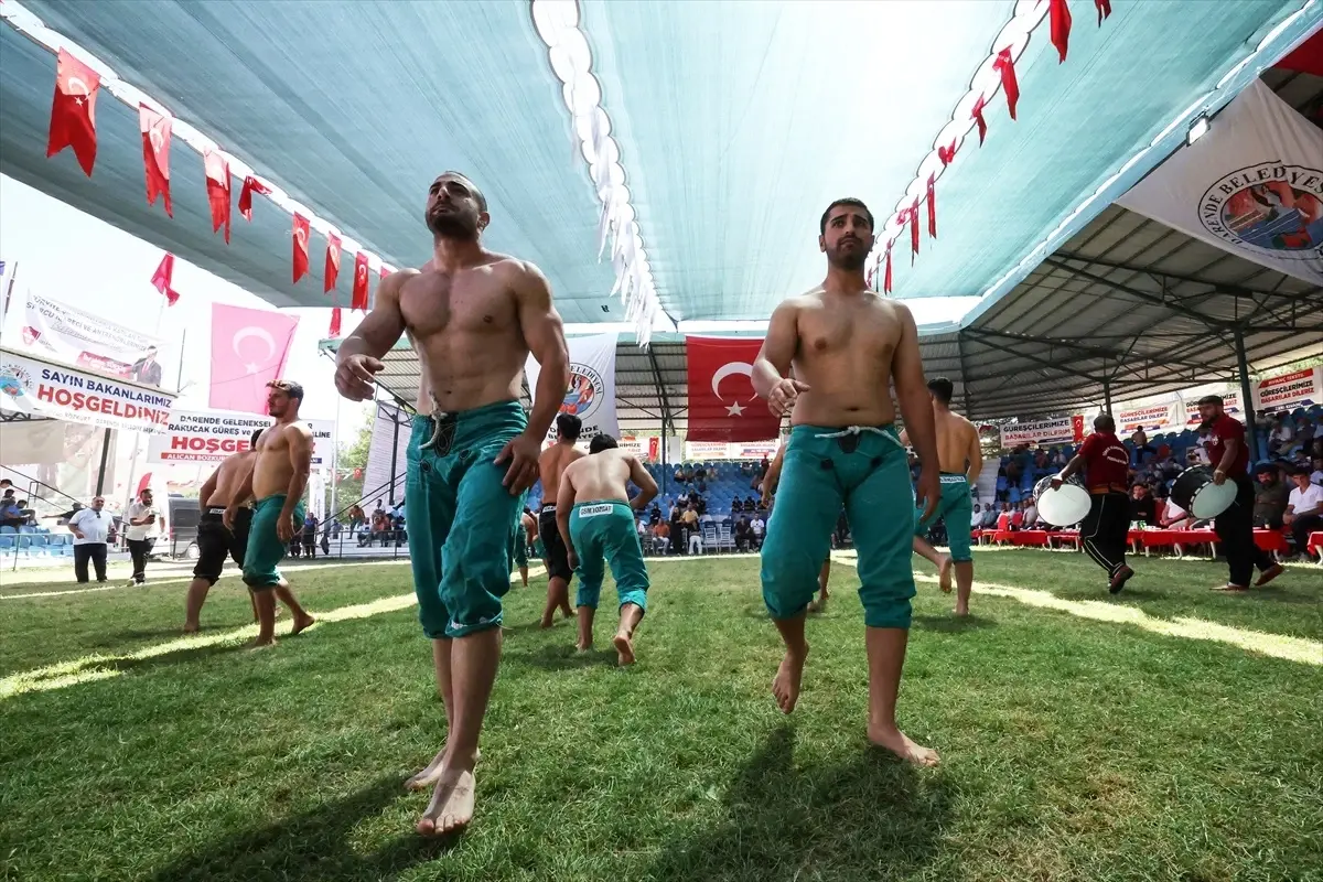 Malatya'da 72. Zengibar Karakucak Türkiye Şampiyonası Başladı