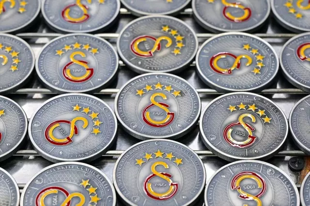 Galatasaray'ın 25. şampiyonluğu için hatıra parası çıkıyor