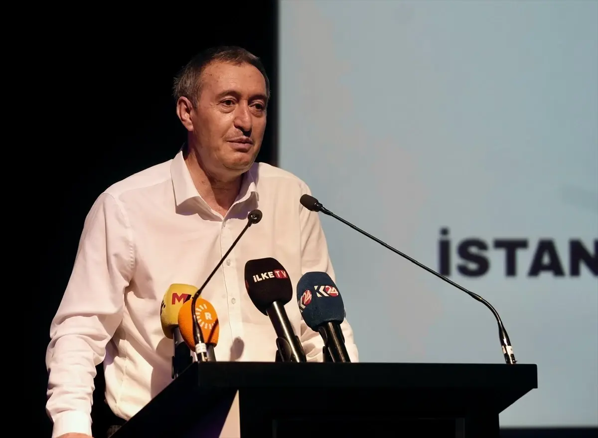 Bakırhan: Barışı Sanatçılar ve Aydınlar İnşa Edebilir