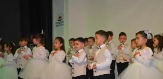 Demirci'de 4-6 Yaş Kur'an Kursu Yıl Sonu Etkinliği Düzenlendi