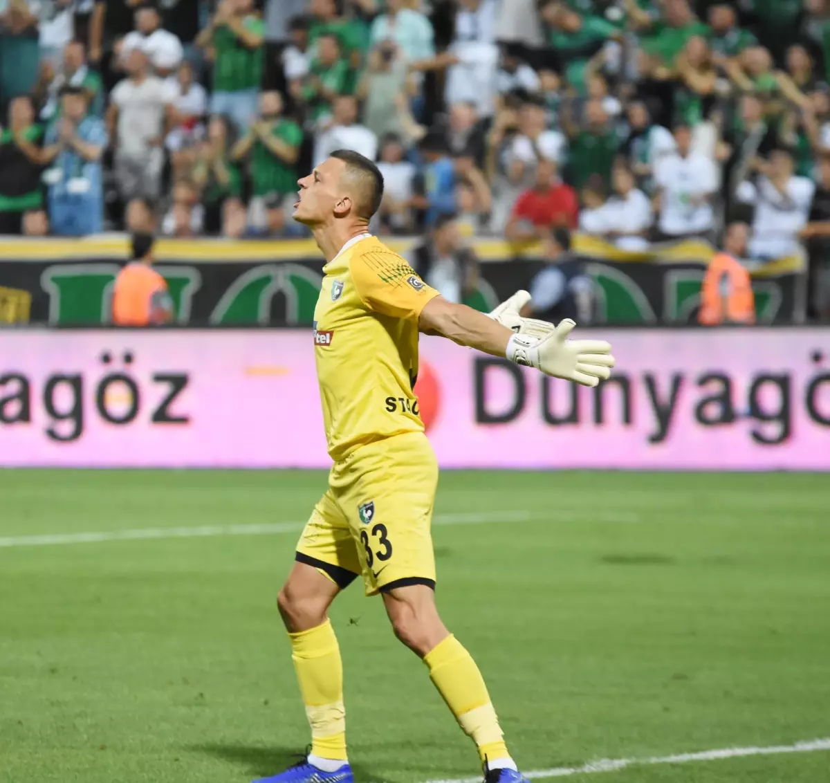 Denizlispor'daki Borç Krizi: Puan Silme Riskiyle Karşı Karşıya