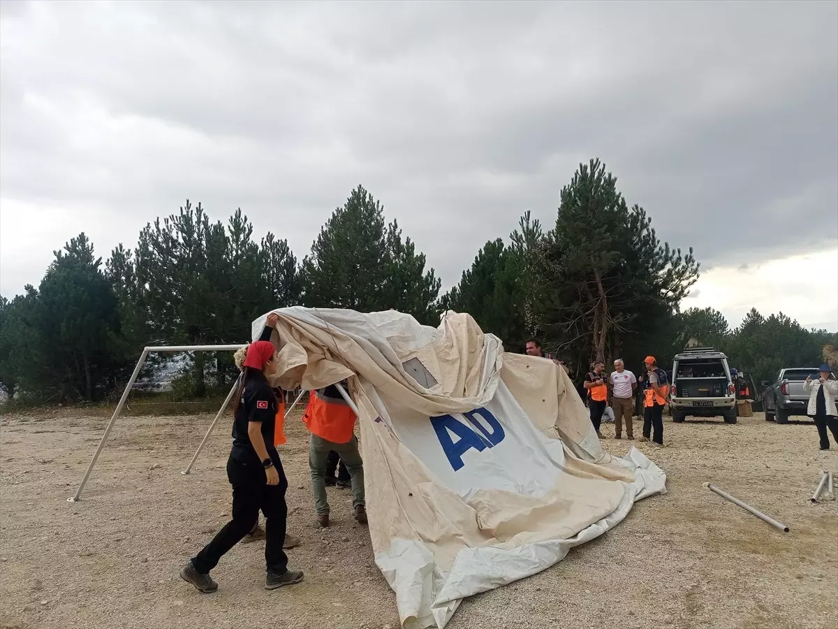 AFAD Gönüllüleri Yarışmada Beceri Testi Yaptı