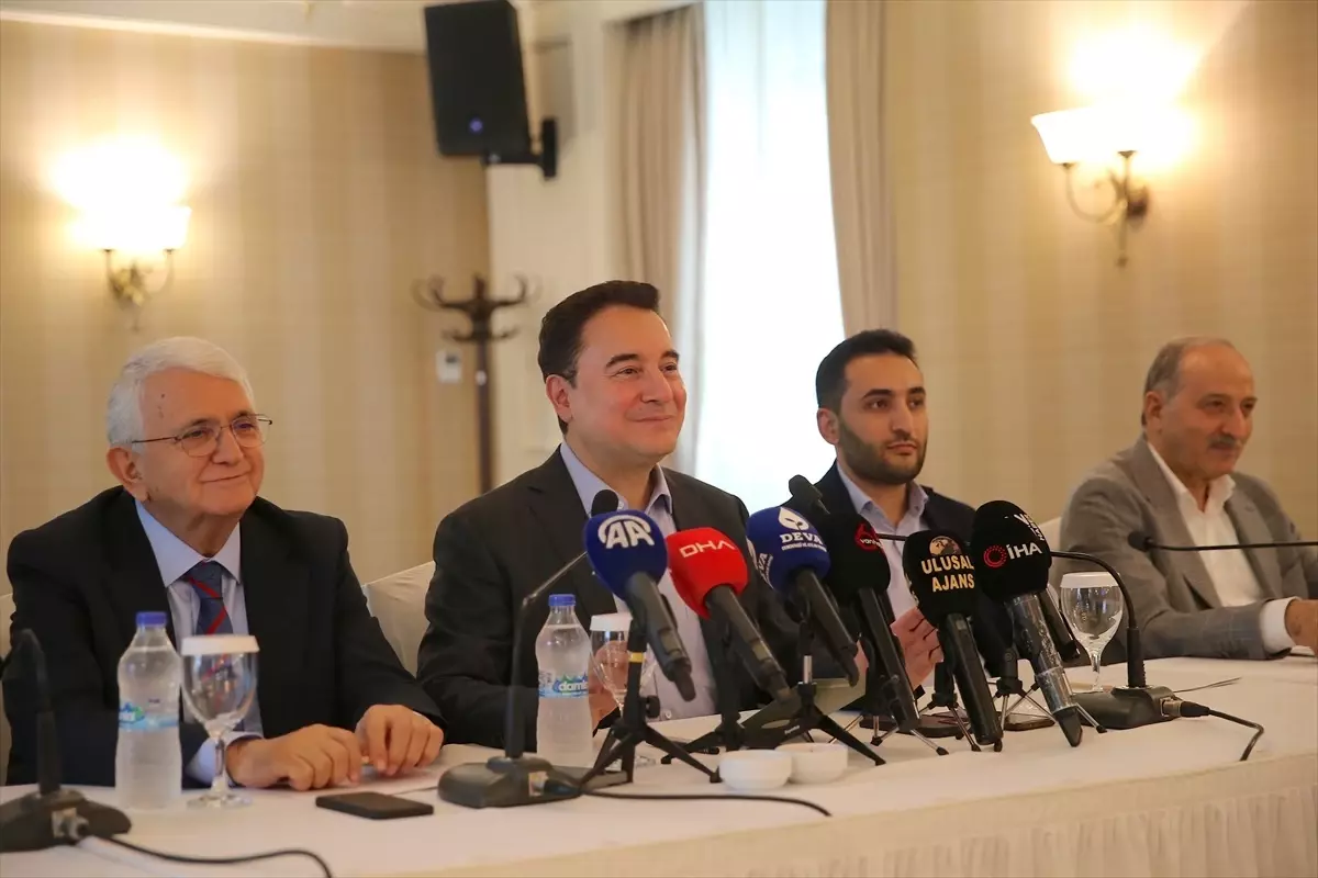 DEVA Partisi Genel Başkanı Babacan, Van'da konuştu Açıklaması