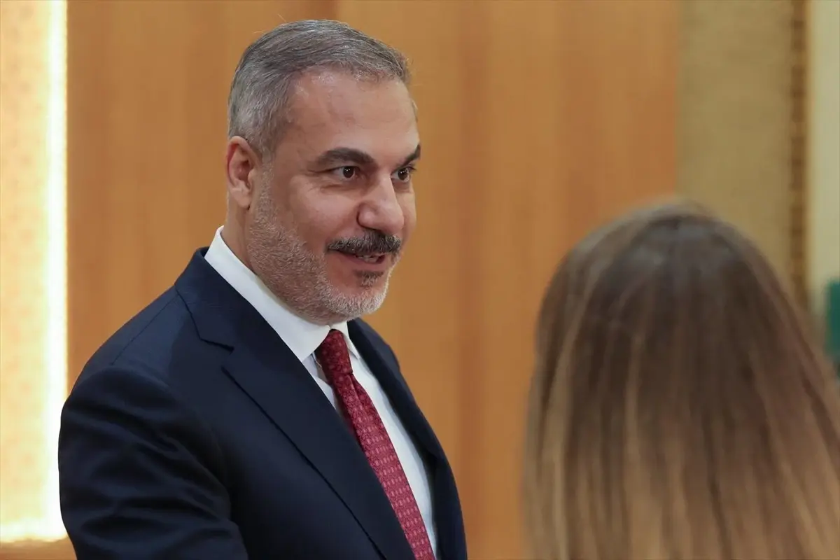 Dışişleri Bakanı Fidan, İİT toplantısını basına değerlendirdi Açıklaması