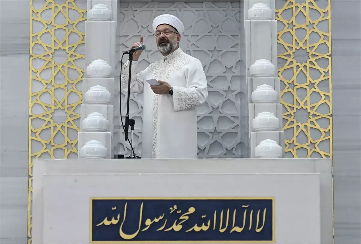Diyanet İşleri Başkanı Erbaş, Ahmet Hamdi Akseki Camisi'nde hutbe irat etti Açıklaması