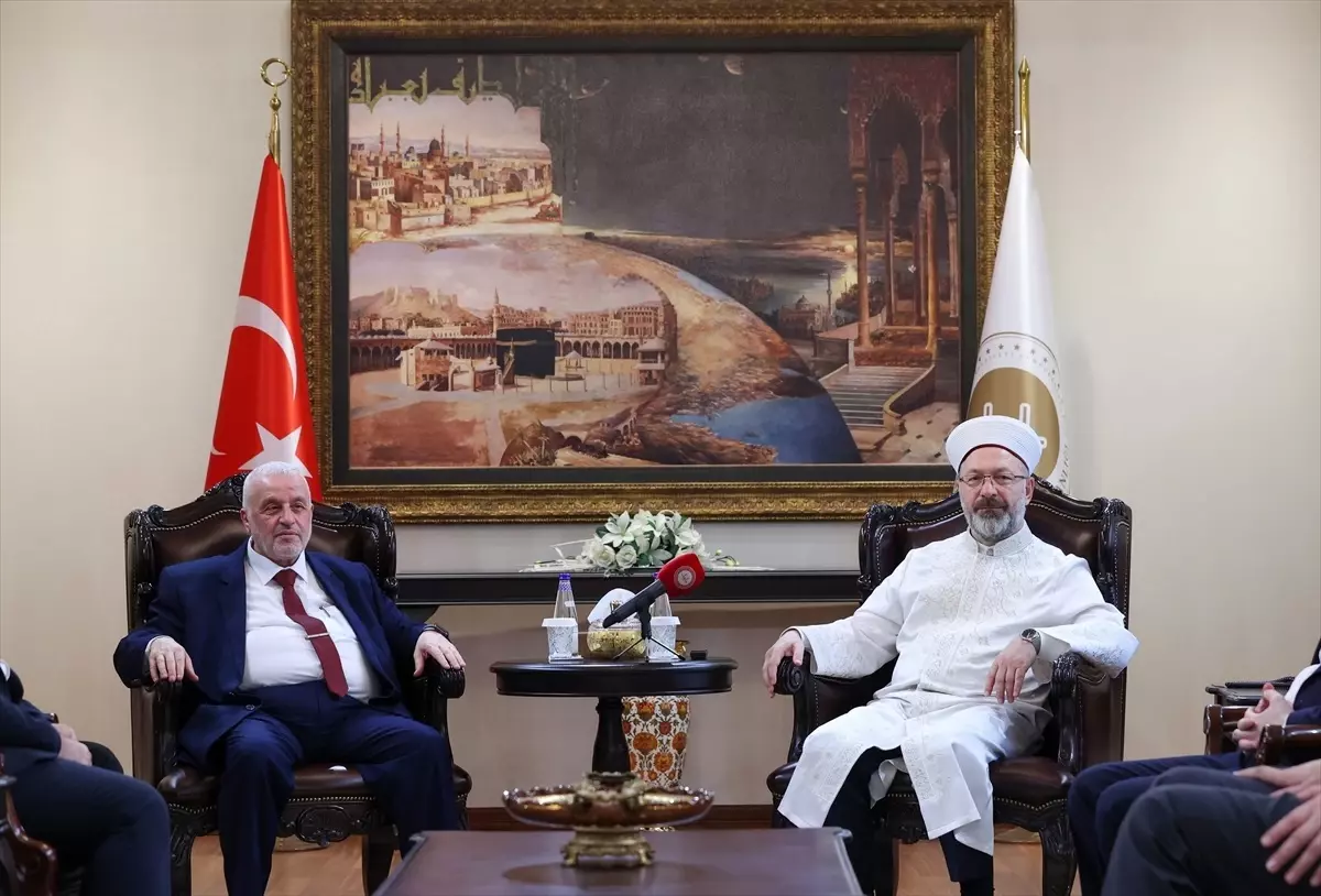 Diyanet İşleri Başkanı Ali Erbaş, Suriye Vakıflar Bakanı ile Görüştü