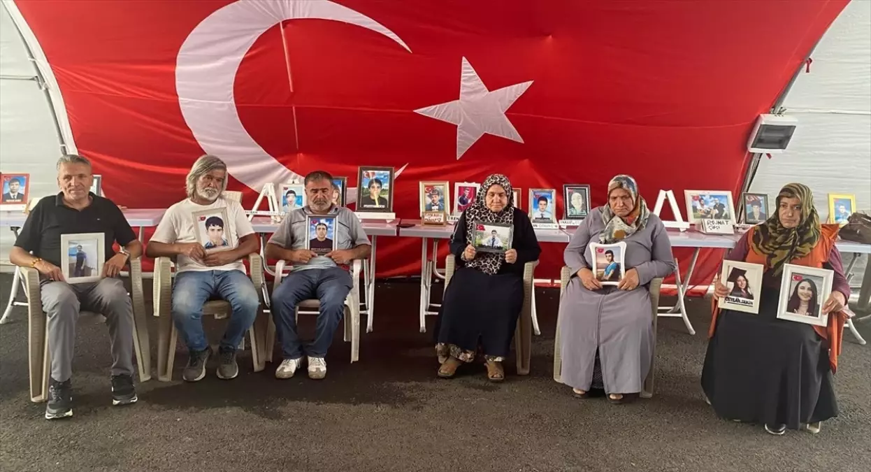 Diyarbakır Anneleri 2162. Gününde Evlat Nöbeti Tutuyor