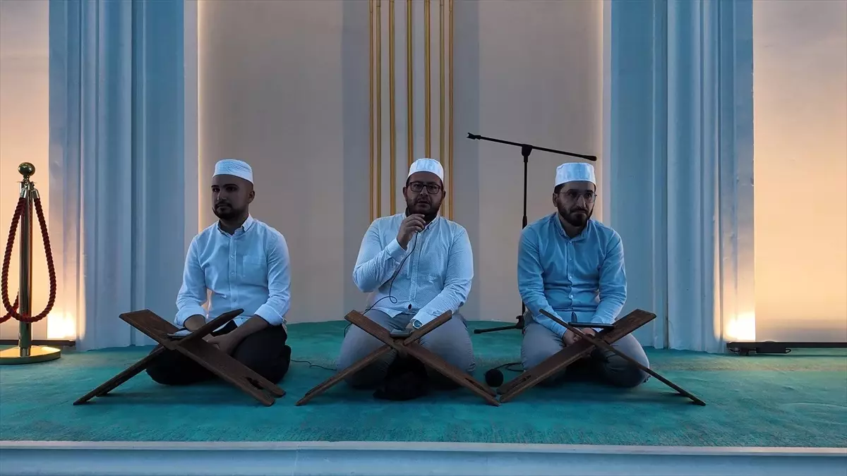 Diyarbakır'da Mevlit İle Şehitler Anıldı