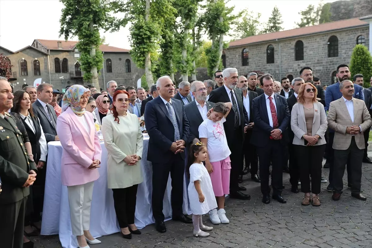 Diyarbakır'da bayramlaşma programı düzenlendi