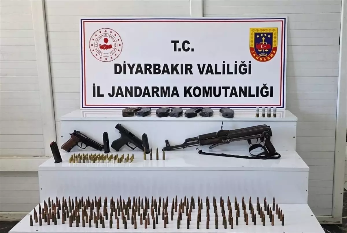 Diyarbakır'da Kaçakçılık Operasyonları: 50 Şüpheli Yakalandı