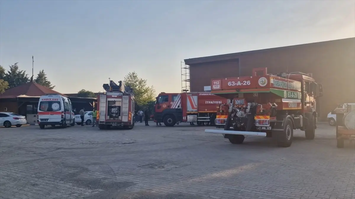 Diyarbakır'da Kafede Yangın Çıktı