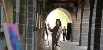 Diyarbakır'da 'Mezopotamya'nın İzleri' Sergisi Açıldı