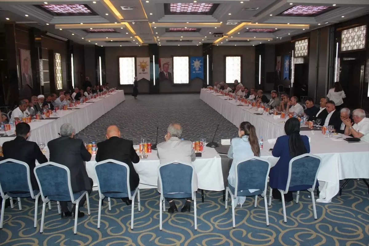 Diyarbakır'da 'Terörsüz Türkiye' Vizyonu İçin İstişare Toplantısı Gerçekleştirildi