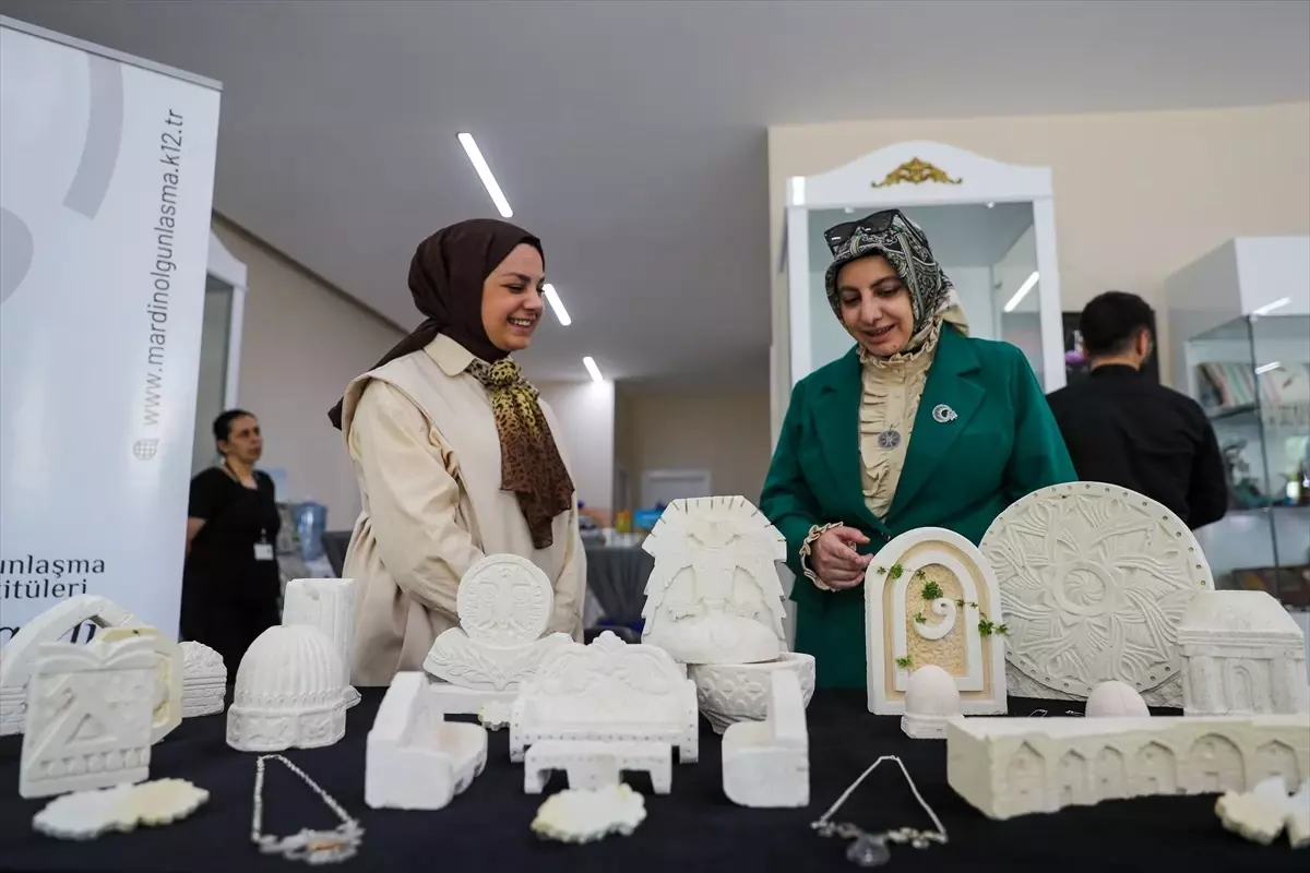 Diyarbakır'da Ulusal Süs Taşları Fuarı Açıldı