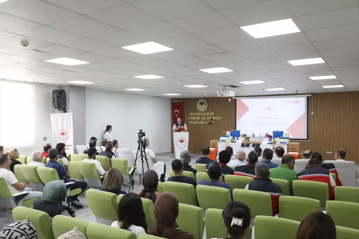Diyarbakır'da Veteriner Ekipmanları Dağıtıldı