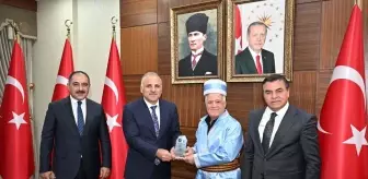 Diyarbakır'da Ahilik Haftası Kutlandı, Yılın Ahisi Ödüllerini Aldı