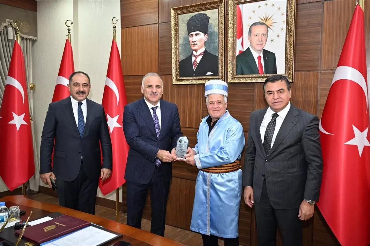 Diyarbakır'da Ahilik Haftası Kutlandı, Yılın Ahisi Ödüllerini Aldı