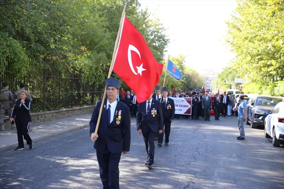 Diyarbakır ve çevre illerde 19 Eylül Gaziler Günü törenlerle kutlandı