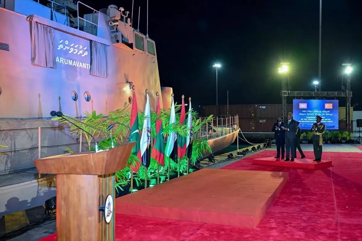 TCG Volkan Hücumbotu Maldivler Envanterine Girdi