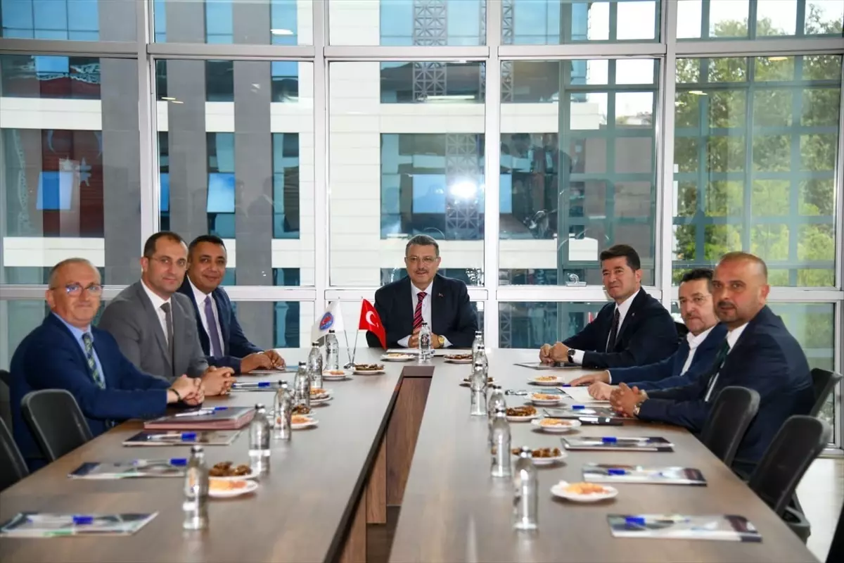 Doğu Karadeniz Belediyeler Birliği Encümen Toplantısı Trabzon'da Gerçekleştirildi