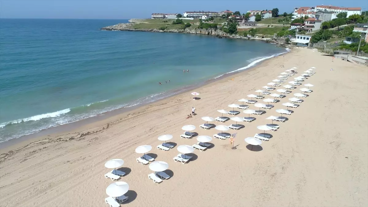 Doğu Marmara ve Batı Karadeniz'in mavi bayraklı plajları misafirlerini ağırlamayı bekliyor