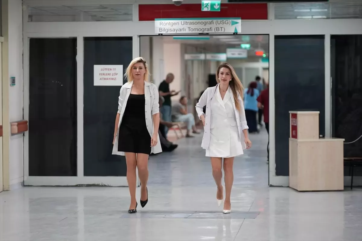 İzmir'de Doktor Kardeşlerin Mesleki İşbirliği ve Kardeşlik Bağları