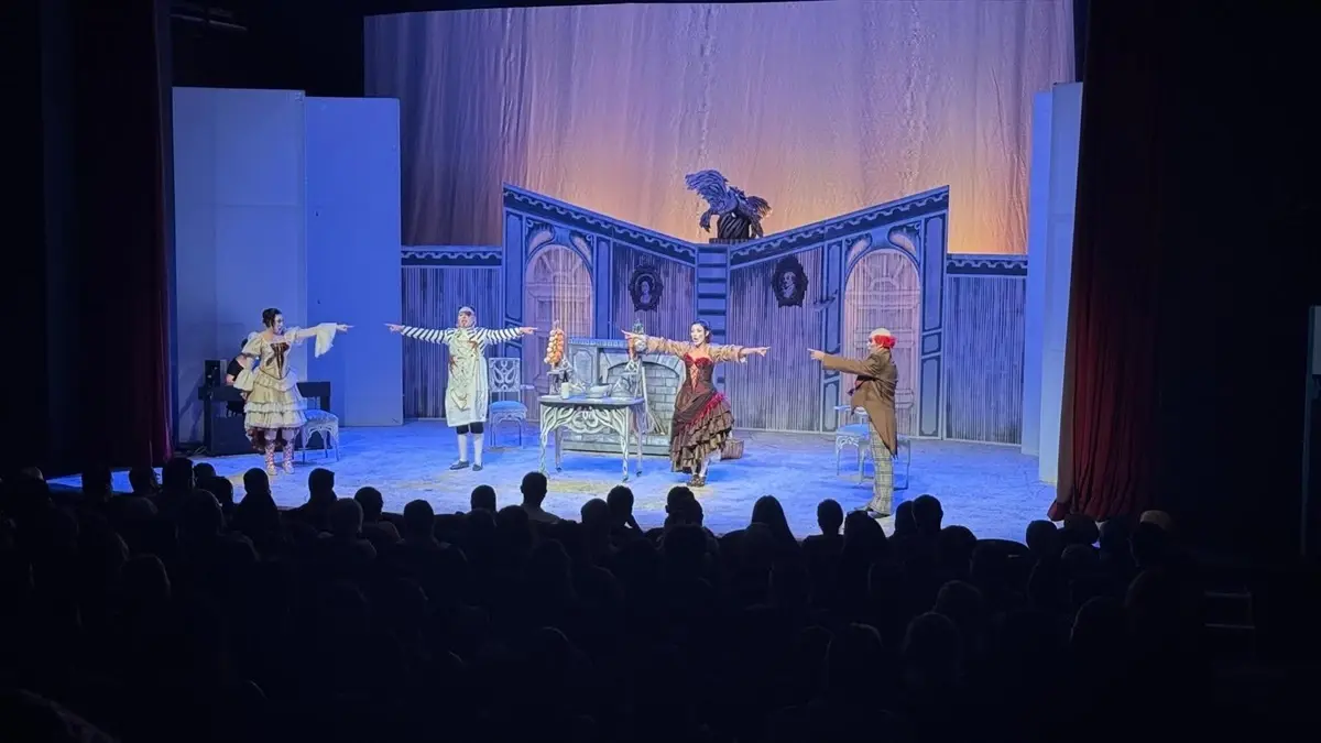 Samsun Devlet Opera ve Balesi, 'Doktor Mucize' Operasını Trabzon'da Sergiledi