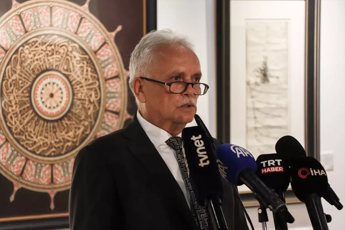 Dolmabahçe'de Gazze İçin İyilik Sergisi Açıldı