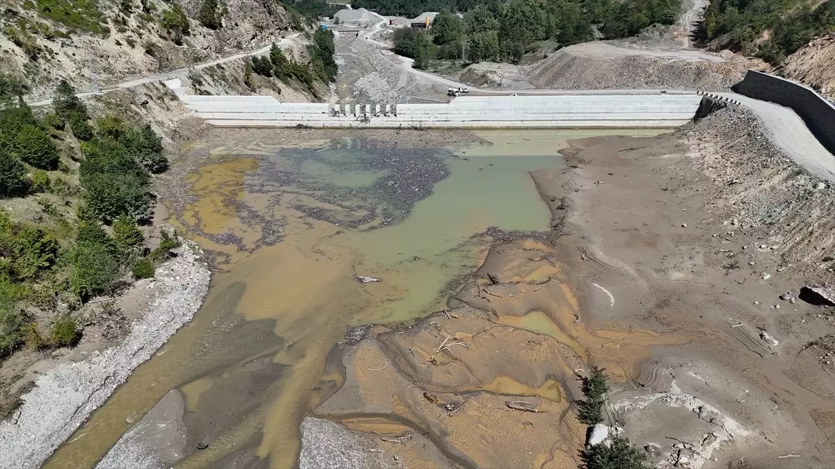 Artvin'deki Taşkınlar Taşkın Kontrol Yapıları ile En Az Hasarla Atlatıldı