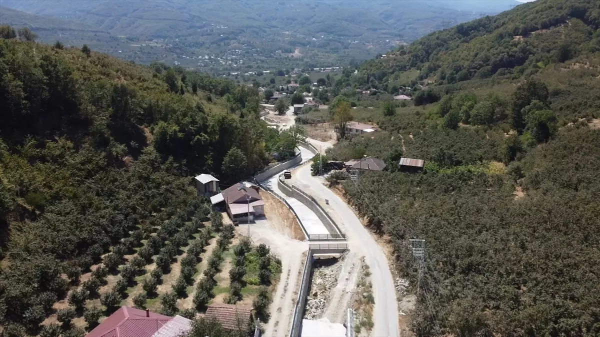 Akyazı'da Taşkın Kontrol Tesisi İnşaatı Devam Ediyor