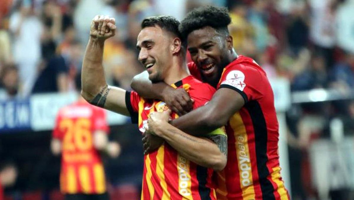Duckens Nazon, Kayserispor'un En Skorerleri Arasında