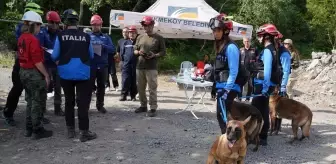 2025 FCI Dünya Arama Kurtarma Köpekleri Ekip Şampiyonası'nda Ödüller Dağıtıldı