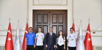 Dalış Şampiyonları Tekirdağ Valisi'ni Ziyaret Etti
