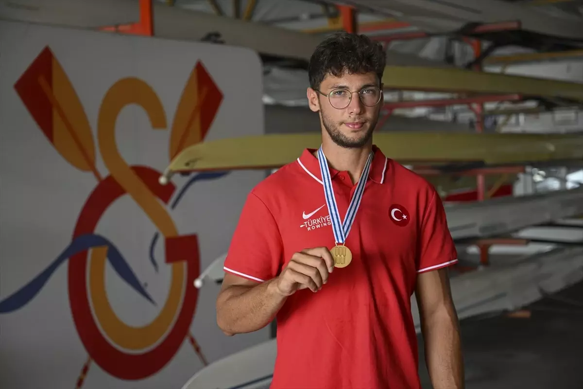 Dünya şampiyonu olan genç milli kürekçi Enes Biber'in hedefi daha büyük başarılar
