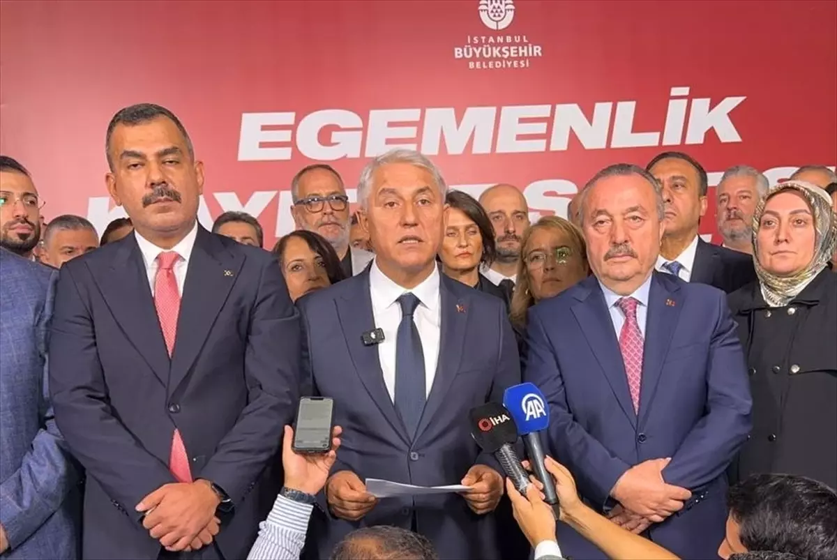İBB Meclisi'nde Yeterli Çoğunluk Sağlanamadı