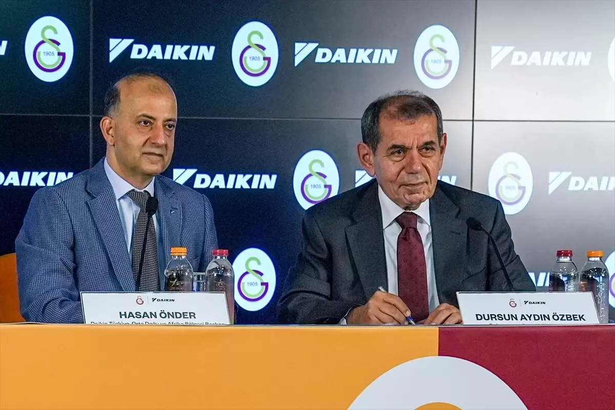 Dursun Özbek'ten Fenerbahçe'ye Gerginlik Mesajı