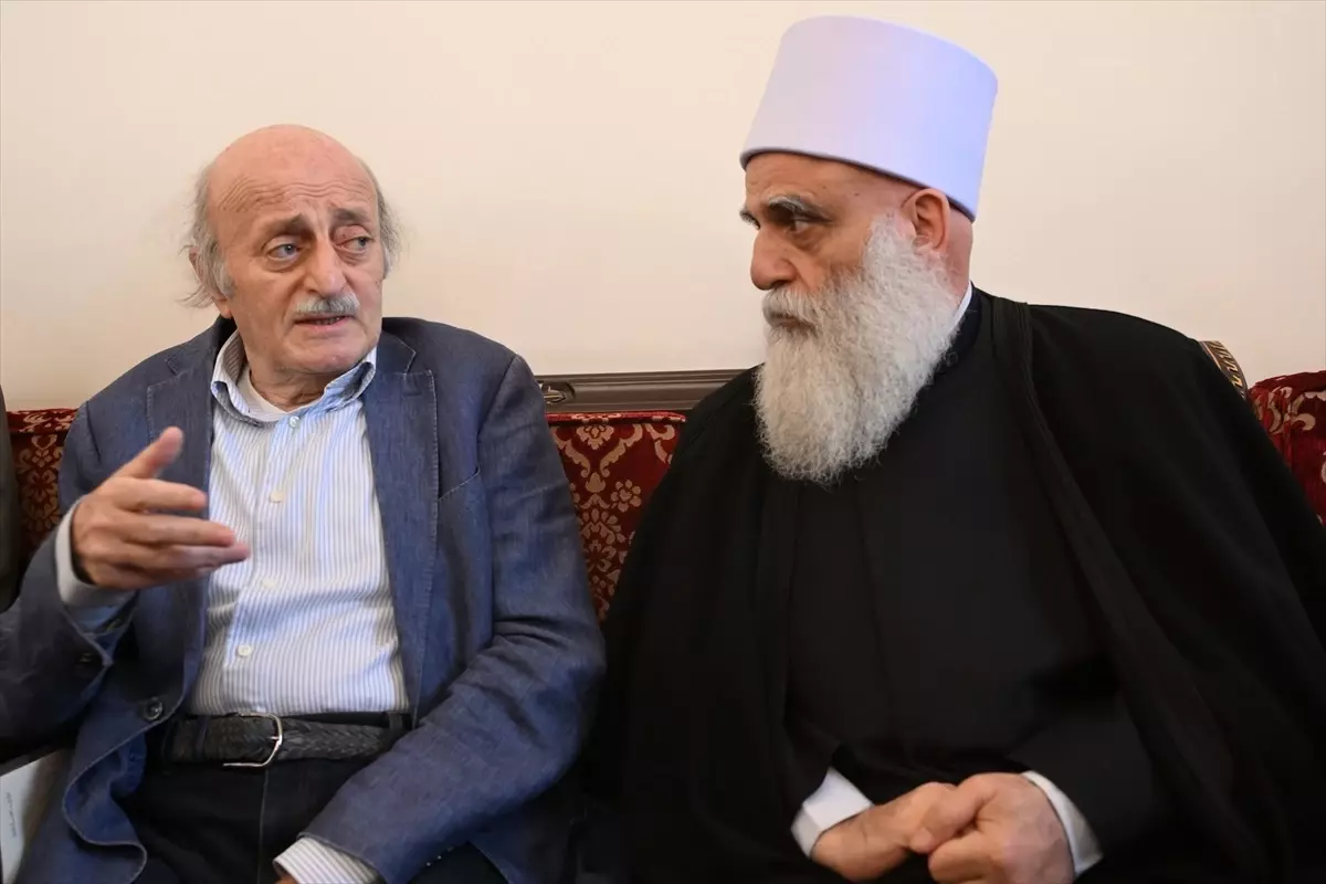 Lübnanlı Dürzi Lider Canbolat'tan Süveyda'da Ateşkes Çağrısı